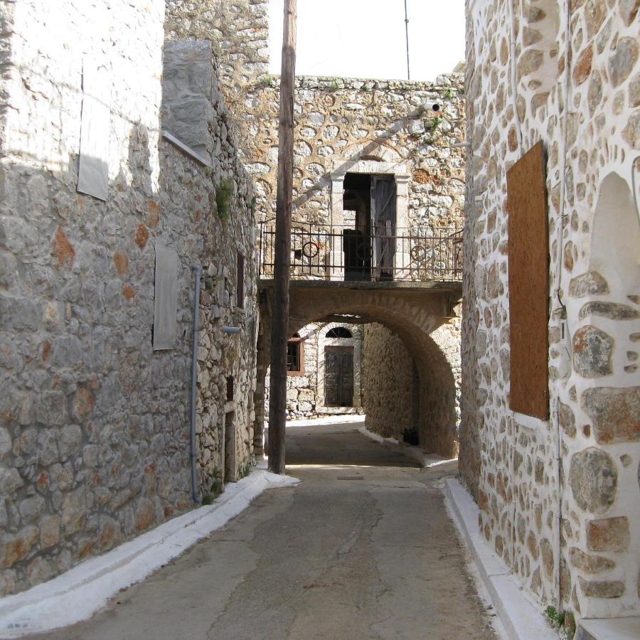 Véssa Traditional Hotel Ianthe מראה חיצוני תמונה