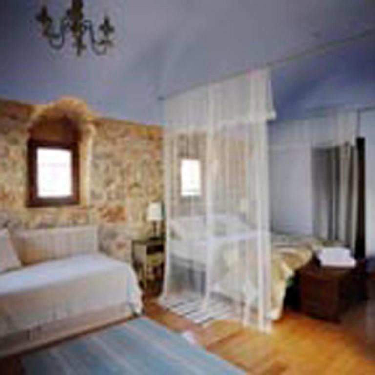 Véssa Traditional Hotel Ianthe מראה חיצוני תמונה