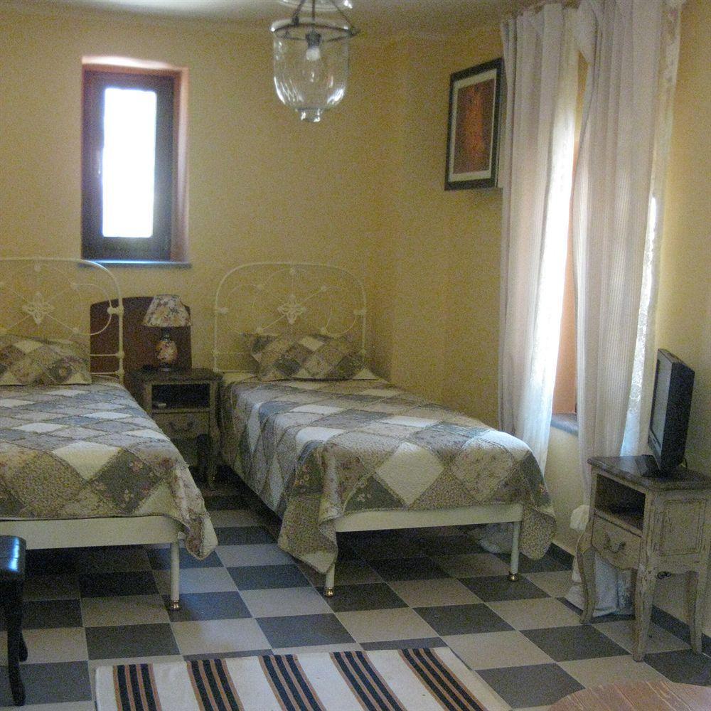 Véssa Traditional Hotel Ianthe חדר תמונה