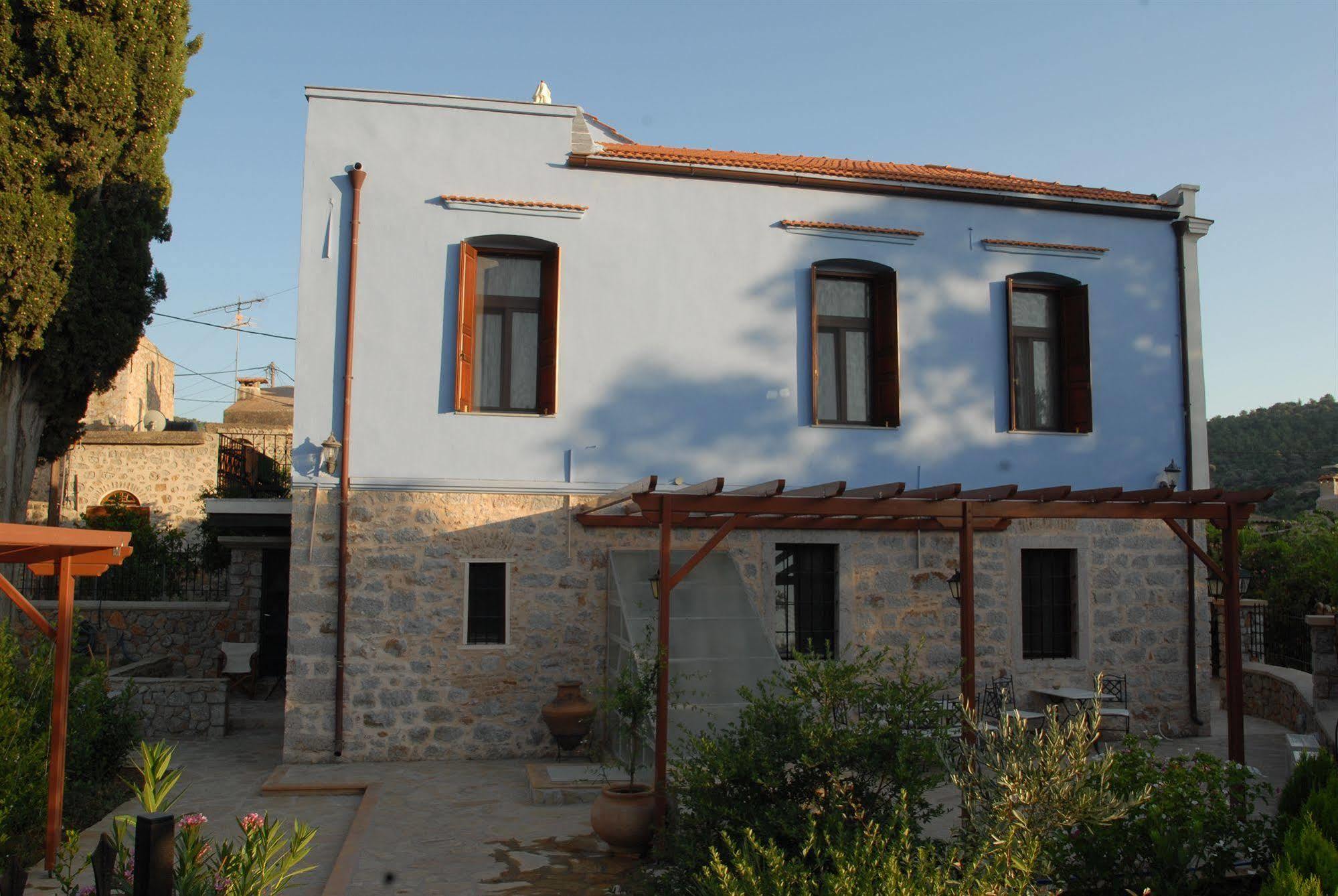 Véssa Traditional Hotel Ianthe מראה חיצוני תמונה