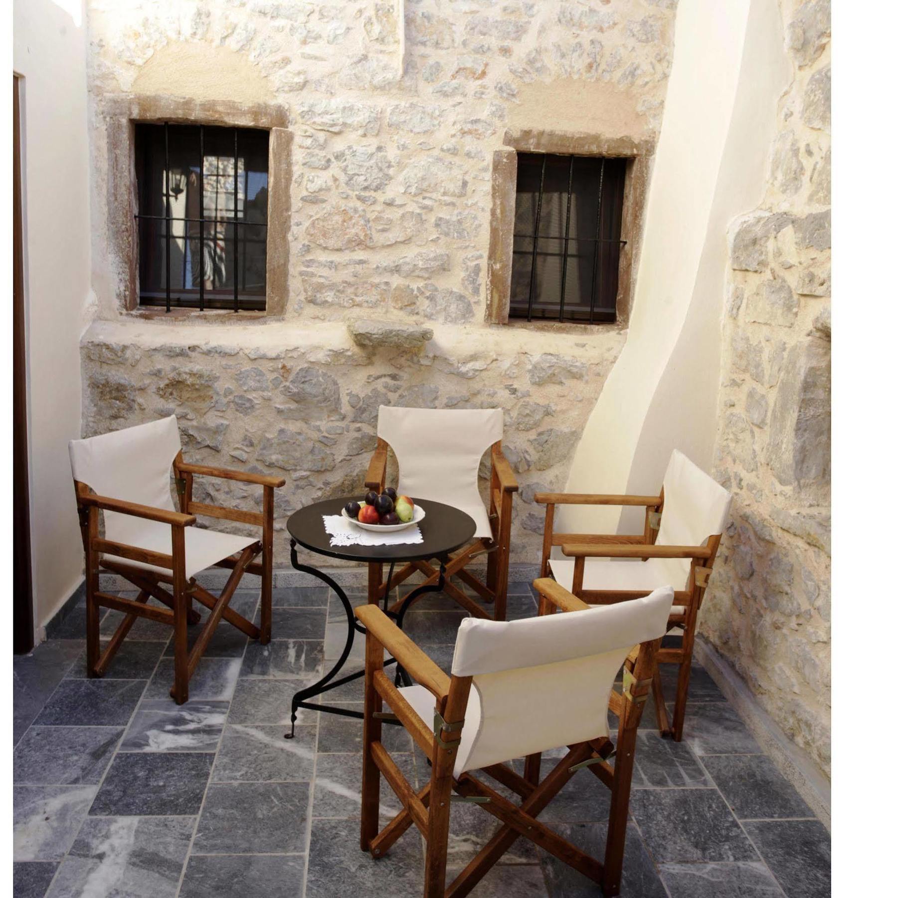Véssa Traditional Hotel Ianthe מראה חיצוני תמונה