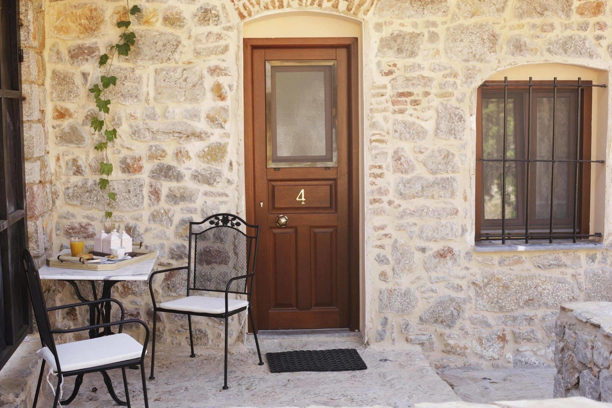 Véssa Traditional Hotel Ianthe מראה חיצוני תמונה